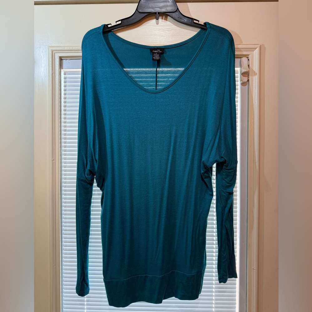 Rue21 Blue Long Sleeve Relaxed Blouse